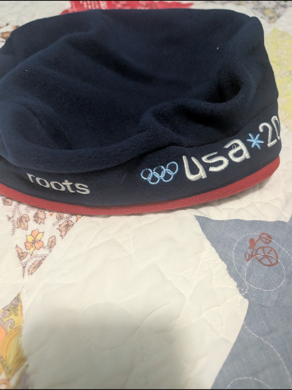 Roots Navy and Red USA Embroidered Beret